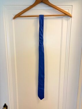 1901 Nordstrom Blue 100% Silk Skinny Tie Textured Woven Made in China